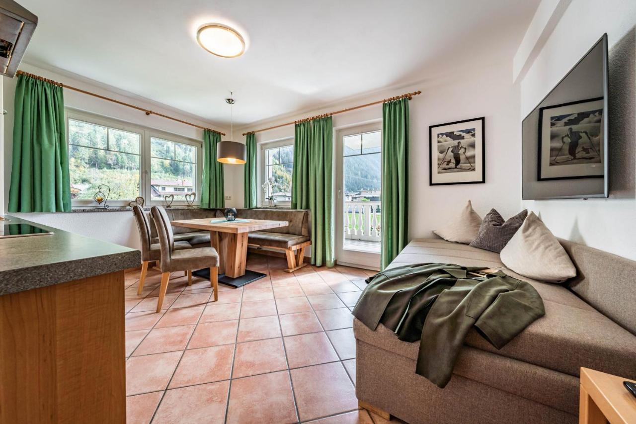 Gaestehaus Wiesengrund & Apart Sporer Mayrhofen Eksteriør bilde